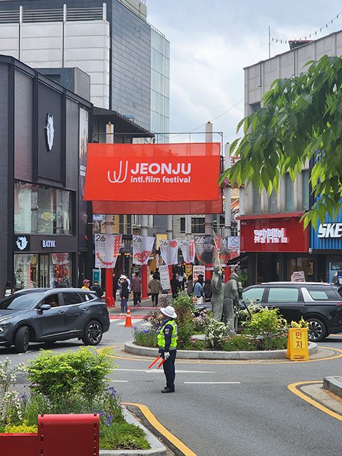 인영천화 활동사진